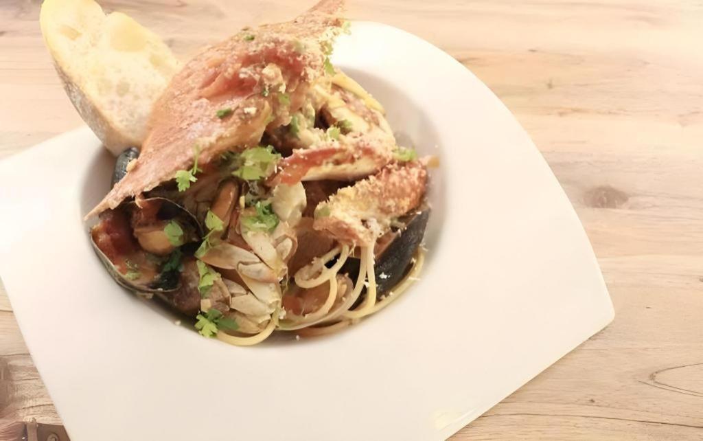 마이코노스 리조트 미우라 요코스카 외부 사진